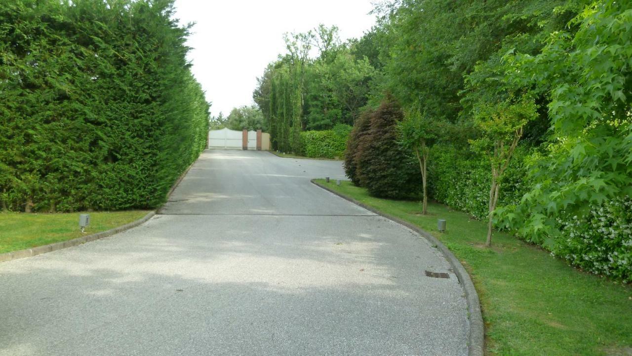 La Villa Nel Bosco Lucca Exteriör bild